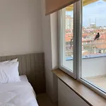 Well Hotel *