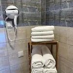 Well Hotel