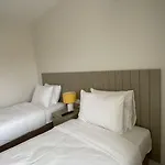 Well Hotel