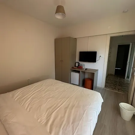 Well Hotel