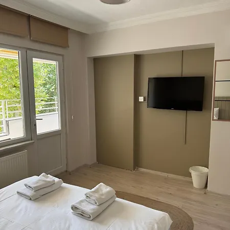 Well Hotel *