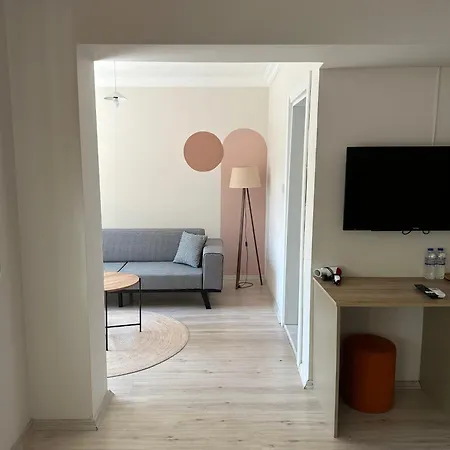 Well Ξενοδοχείο Αδριανούπολη